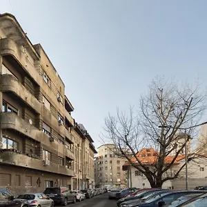 Galaxy Near Old Town Apartament