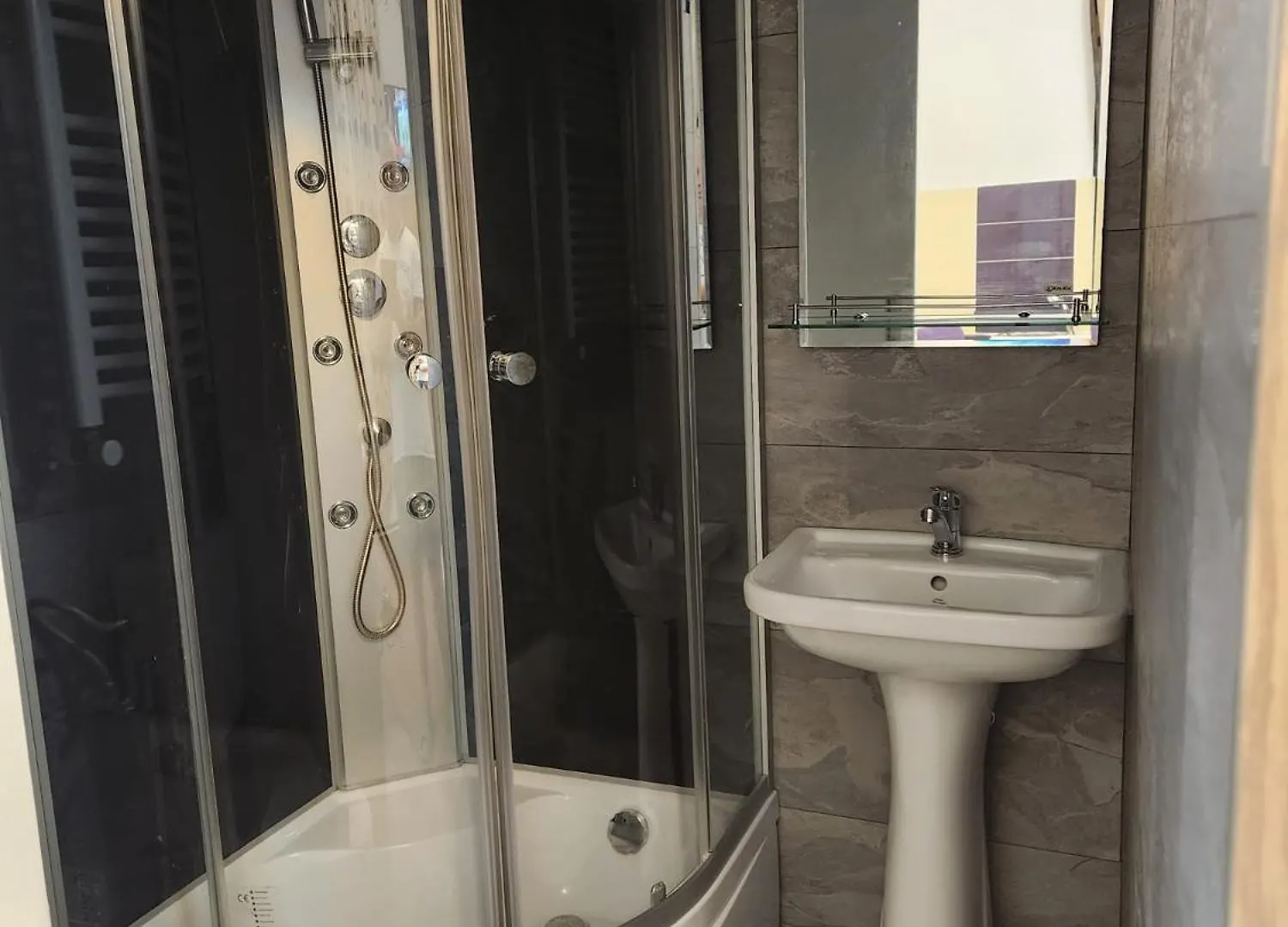 Luxinn Бухарест Румыния